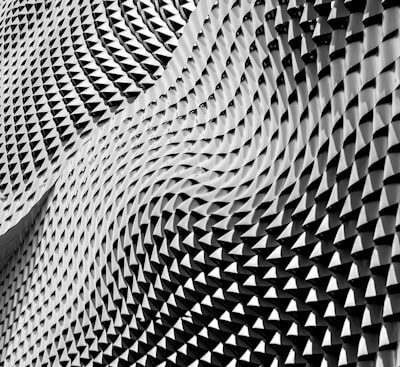 Cálculo eficiente de geodésicas usando PINNs y deep learning