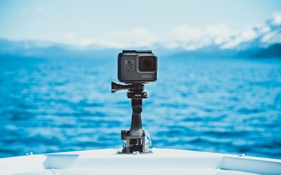 ¿Cómo se determina el precio de los videos de integración de IA?