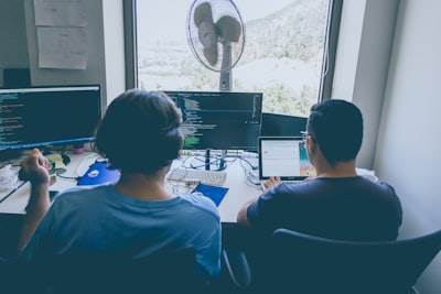 Beneficios de asociarse con una empresa de programación para empresas