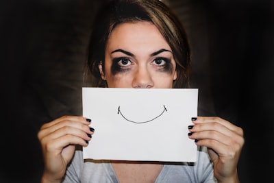 Etiquetas blandas vs duras en reconocimiento de emociones del habla