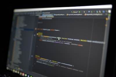 ¿Colaboración de varios usuarios con software personalizado?