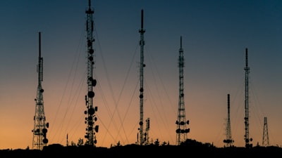Comunicaciones inalámbricas generativas: más allá de la distorsión