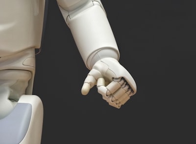 Reinforced Embodied Reasoning for General Robotic Manipulation