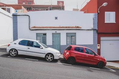 ¿Desarrollo interno de CRM para automotriz en España?