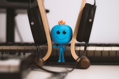 ¿Crear vídeos con inteligencia artificial fácil para no técnicos?