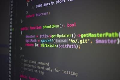 Externalización de servicios de programación: beneficios para tu empresa