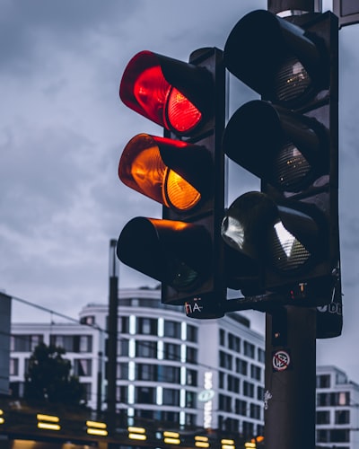 Menos emisiones y tiempos de espera con IA explicable