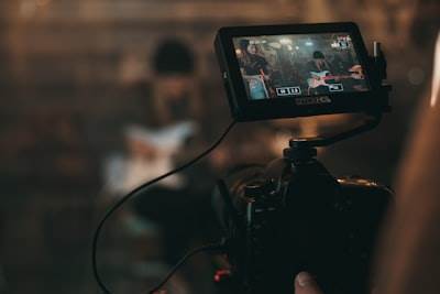 Desbloquea el poder de la IA para crear videoclips sin esfuerzo