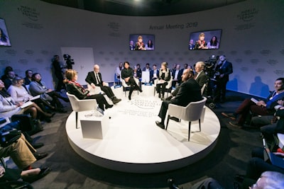 ¿Cómo se convirtió Davos en una conferencia tecnológica?