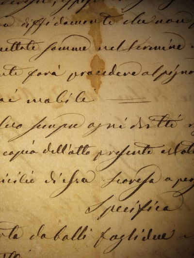 Enfoque end-to-end para descifrar manuscritos históricos