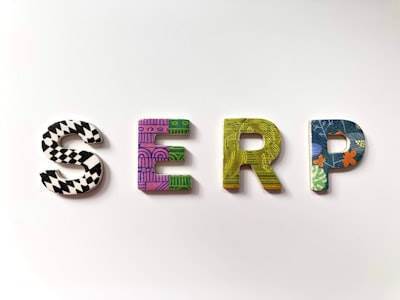 Beneficios del ERP personalizado para empresas de medios en 2025