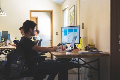 Las 5 mejores opciones para automatización de flujos de trabajo en equipos pequeños en Elche