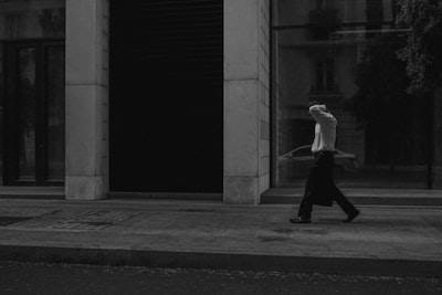 ¿Por qué los vendedores técnicos prefieren Onfire sobre Zoominfo?