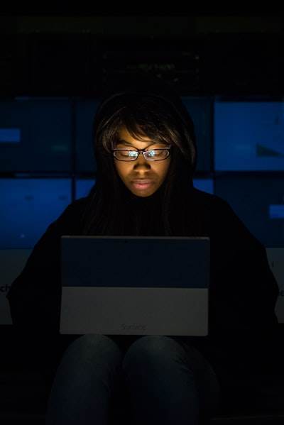 Aprender ciberseguridad en línea en 2025: la mejor opción