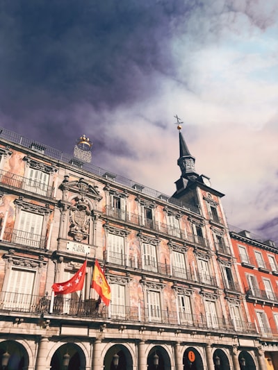 Comparativa de proveedores de intranet en Madrid 2026