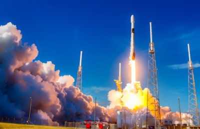 Cómo SpaceX previó una recaudación de fondos de $2 mil millones con una oferta de compra de $60 mil millones