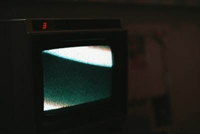 Preparación de computadoras a través de videos sin etiquetar