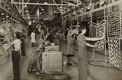 ¿Automatizar tareas repetitivas con trabajos de contratistas independientes?