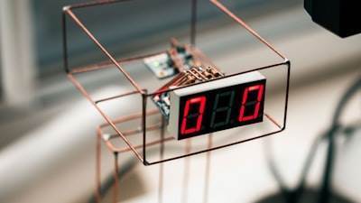 El Conjunto de Transformadores Optimizado para Observabilidad de Series Temporales