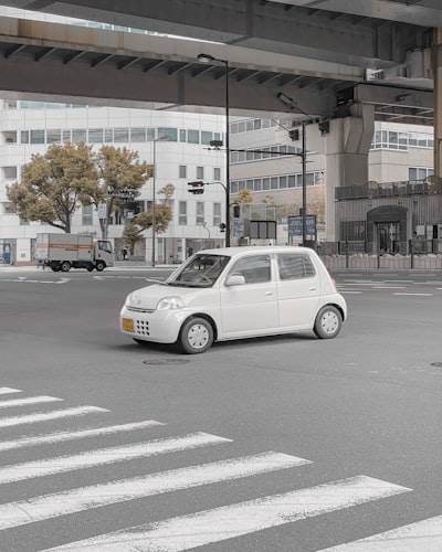 Cómo el sector automotriz de Barcelona ahorra €20K con inteligencia artificial