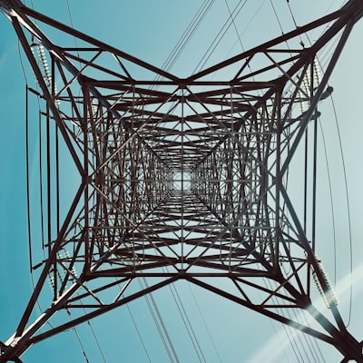 Scalable Algorithm for Maximizing Efficiency in Piezoelectric Energy Harvesters