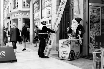 Expertos en ventajas de trabajadores agentes en Málaga