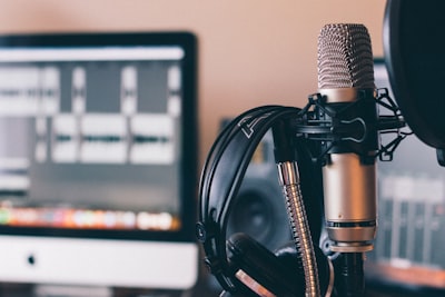 Programas de canto con avatares virtuales y reautorización con IA