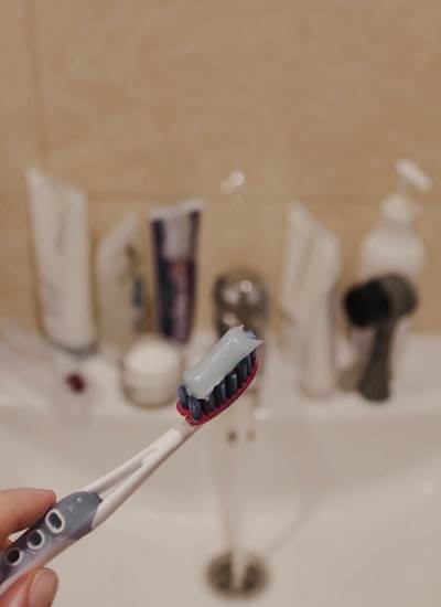 Un cepillo de dientes que mejoró mis hábitos de cepillado.