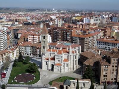 Los mejores expertos en servicios n8n en Burgos