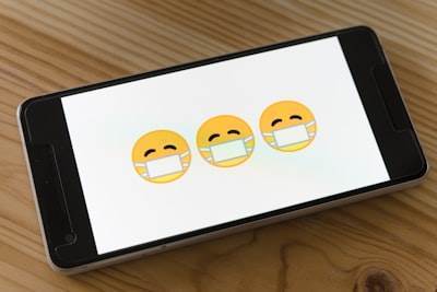 ¿Cómo la retroalimentación de usuarios mejora una app móvil?