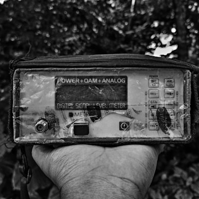 Algoritmo robusto de Q-learning para control de campo medio