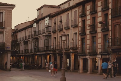 Servicios de IA telefónica en Alcalá de Henares