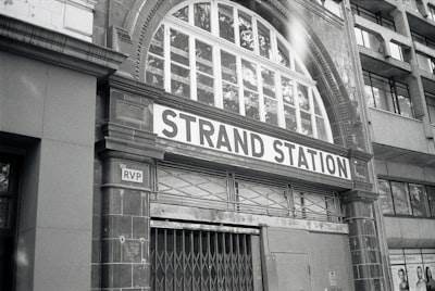 Estación: ¿Cómo la ayuda de SDD fue (y no fue) útil para construirla?

**Construyendo la Estación: Beneficios y desafíos al emplear SDD**

Por lo tanto, el título óptimo en H2 sería "Beneficios y desa