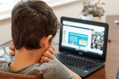 Probé una laptop de 7 años y ahora cuestiono el ciclo de actualización