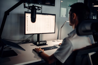 Automatización de informes para trabajo remoto sostenible