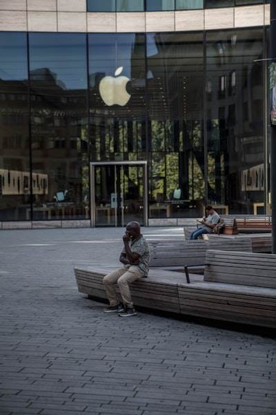 Apple se sumerge en su propia "Juego de Tronos"