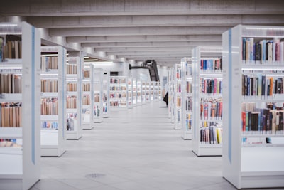 Lleva a producción tu portal de miembros con biblioteca de contenidos en España 2026