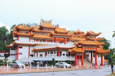 Cómo fundé un centro de viajes en China con IA
