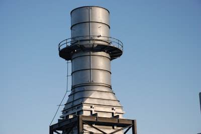 Improved Performance of Pilot-Scale Distillation Tower through Hybrid Bayesian Optimization and Dynamic Process Modeling
