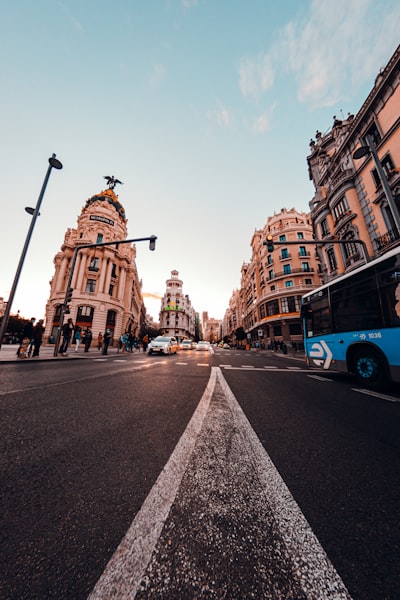 Enrutamiento inteligente de llamadas: 15 empresas líderes en Madrid