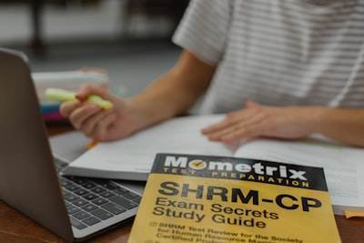 Comparación de Software de Gestión Empresarial con Integración de CRM: Consejos Expertos