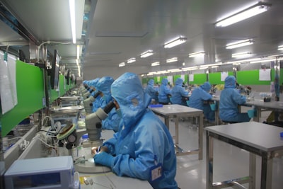 Adopción tecnológica paso a paso en la industria farmacéutica