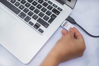 Costo de contratar una empresa de tiendas en línea en Barcelona en 2025