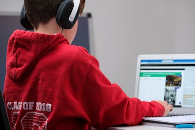 Soluciones a medida para escuelas y academias