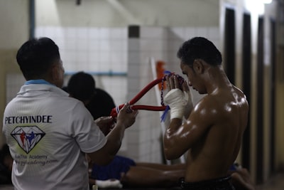Inspección de túneles sin entrenamiento: recalibración visual y reconstrucción de entidades