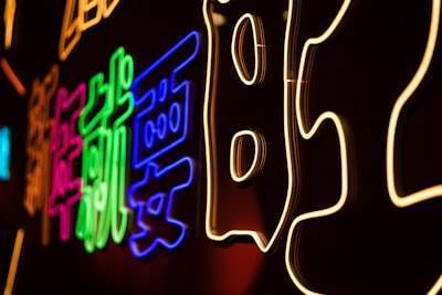 Baidu presenta ERNIE-4.5-VL-28B-A3B-Thinking: un modelo compacto de razonamiento multimodal de código abierto.