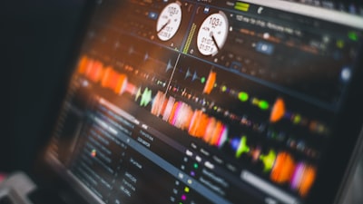 Benchmarking of Omnimodal Notation Processing for Expert Music Intelligence