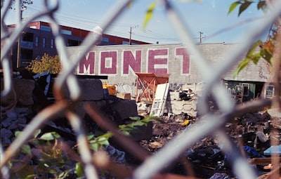 Monetización de inteligencia artificial con Monetzly