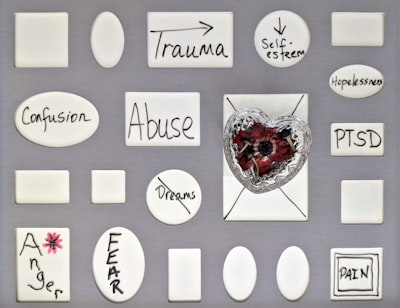 Un modelo de lenguaje de codificación médica para narrativas clínicas de gran escala