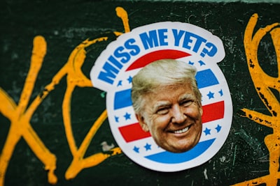 Lo más gracioso del juego de arcade de Trump: es buenísimo